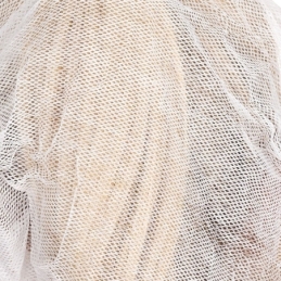 Charlotte de barrette avec visière | Viscose, couleur blanc / taille 48 cm